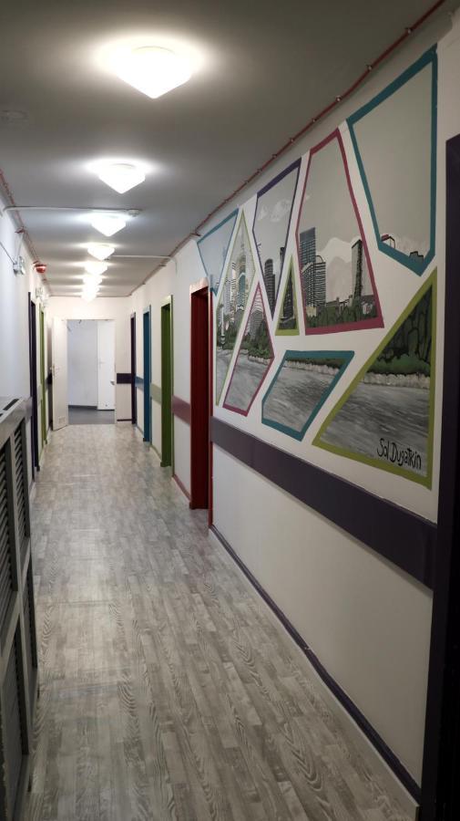 Sanera Hostel Varsavia Esterno foto